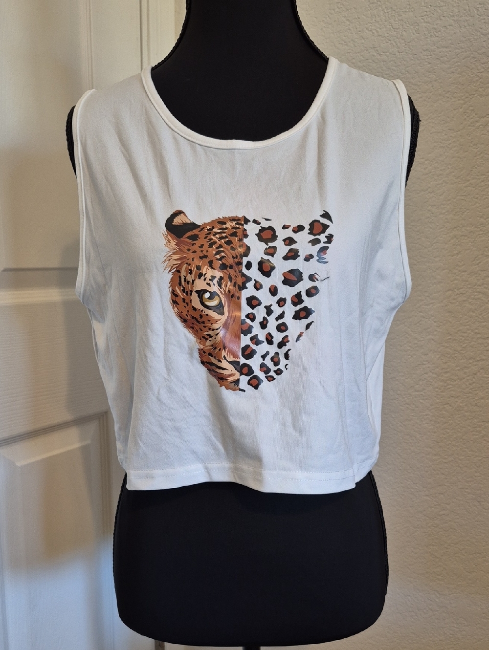 White Women's Cropped Tank Top with Leopard Graphic